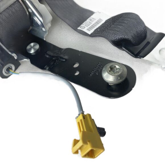 Seat Belt Type 95001 P1-000107 Crew Cab Picku -Chevrolet-suburban Or Gmc Yuko X - Picture 2 of 5
